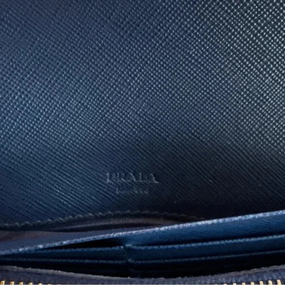 PRADA Saffiano Wave Continental Flap Wallet Bluette & Azzurro - Picture 15 of 15